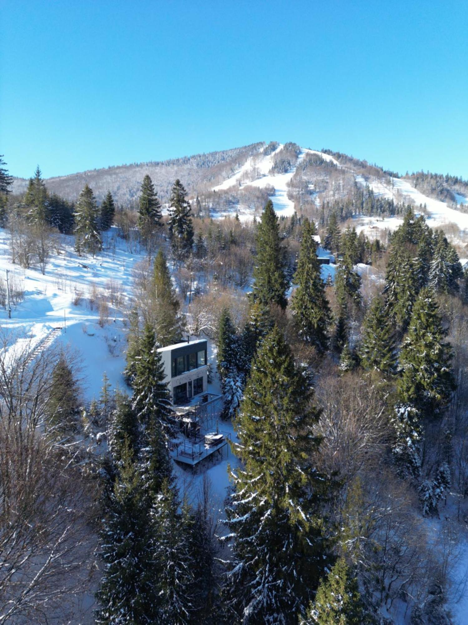 Forest Hub 斯拉夫西克 外观 照片