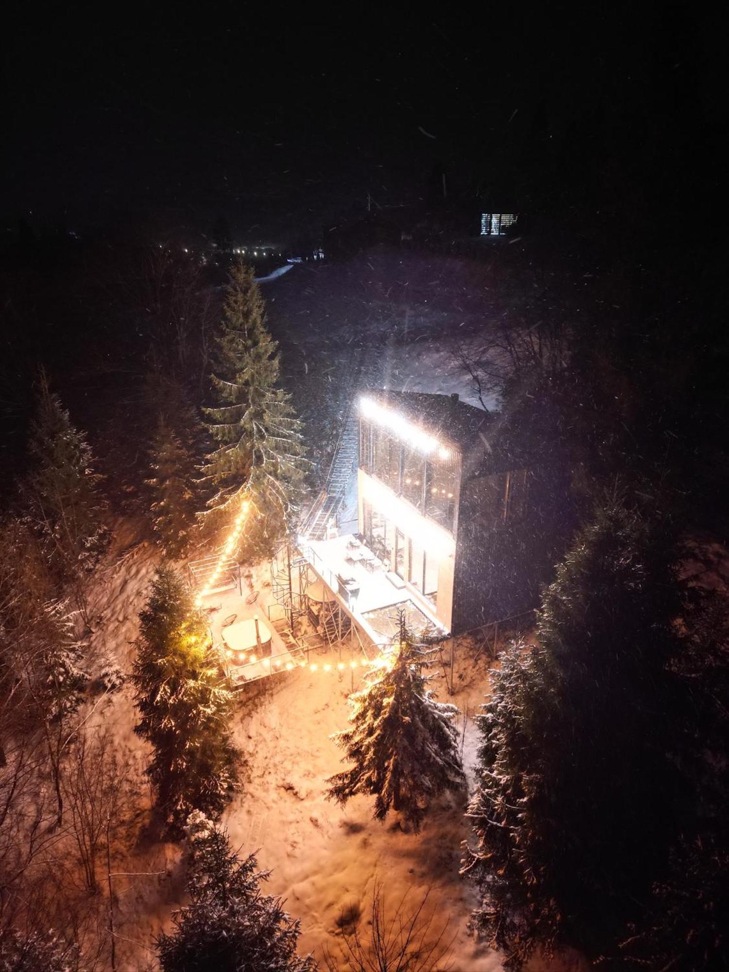 Forest Hub 斯拉夫西克 外观 照片
